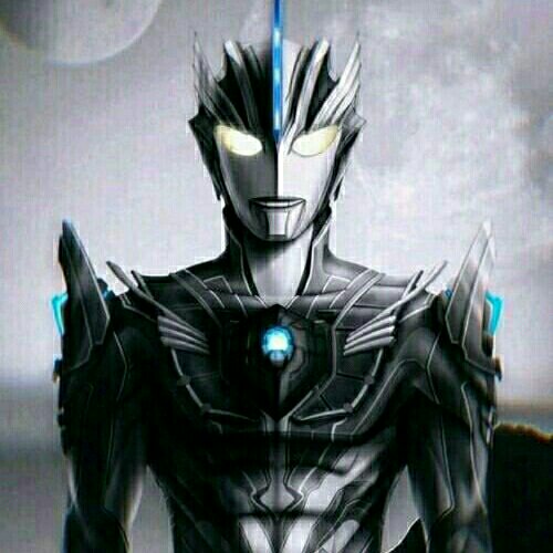 银色的光之巨人天启降临到地球,与名为神岐天辉的地球上合为一体